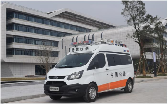 與疫情賽跑！“六合造”救護(hù)車奔赴抗疫一線
